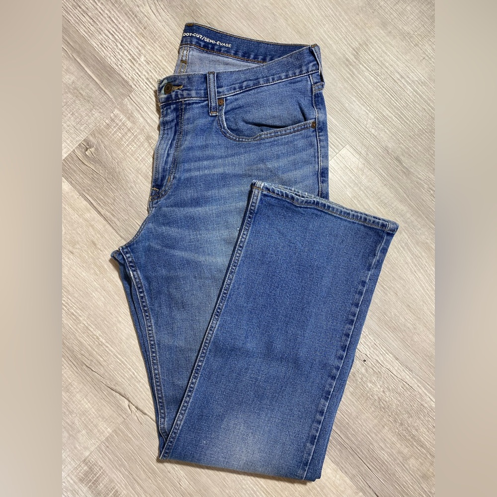 Men’s Old Navy Bootcut Jeans—34x32